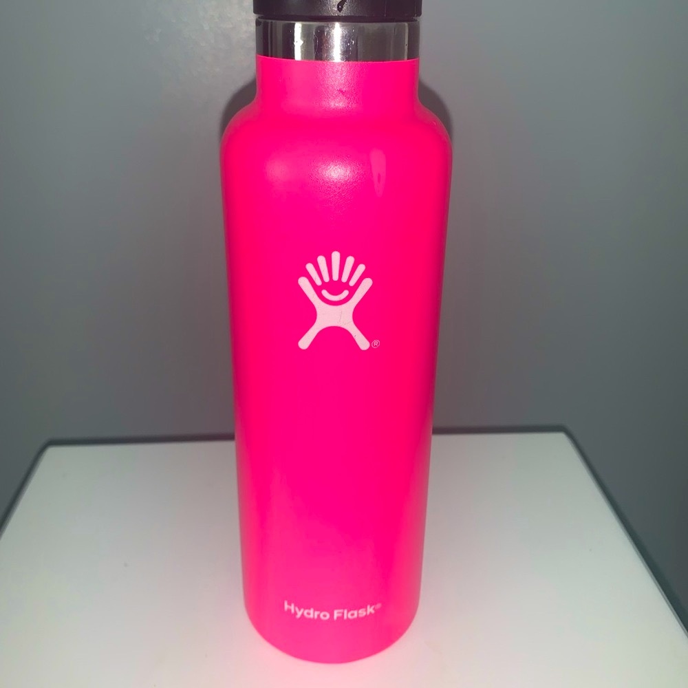 Hot pink Hydroflask water bottle
